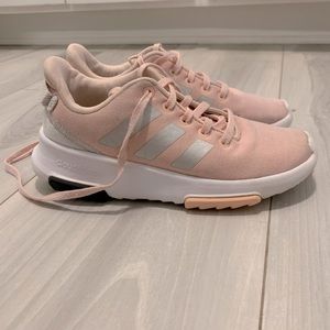 Girls light pink Adidas